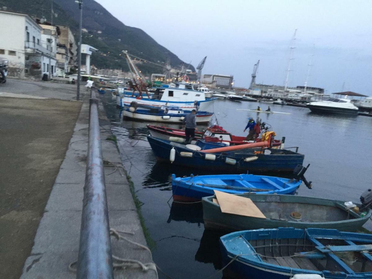 Margherita Queen Home Castellammare di Stabia Bagian luar foto