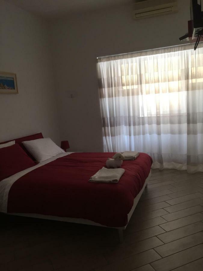 Margherita Queen Home Castellammare di Stabia Bagian luar foto